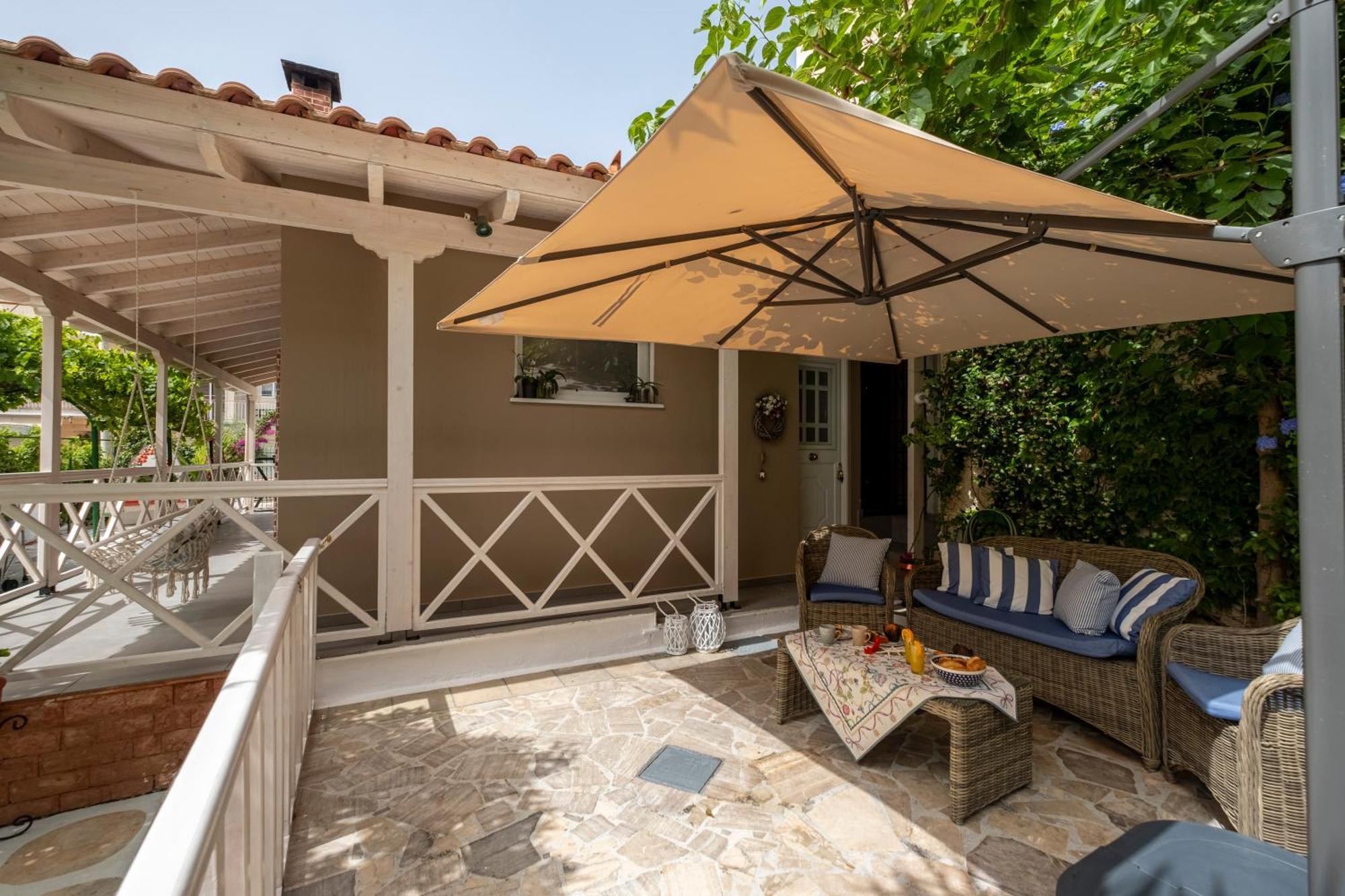 Oasis Home Tolo Exterior photo